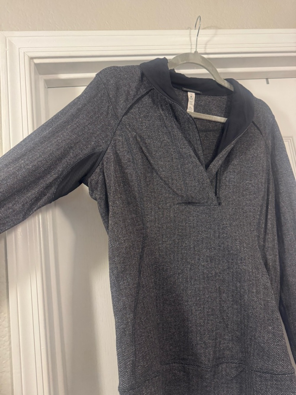 Lululemon Think Fast Herringbone Pullover - Picture 15 of 16